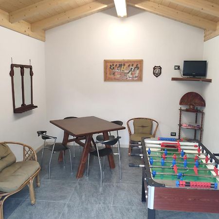 Appartamento Chiaro House Colico Esterno foto